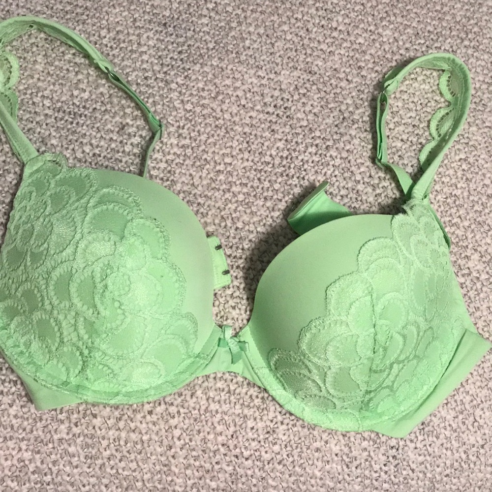 Victoria’s Secret lace bra